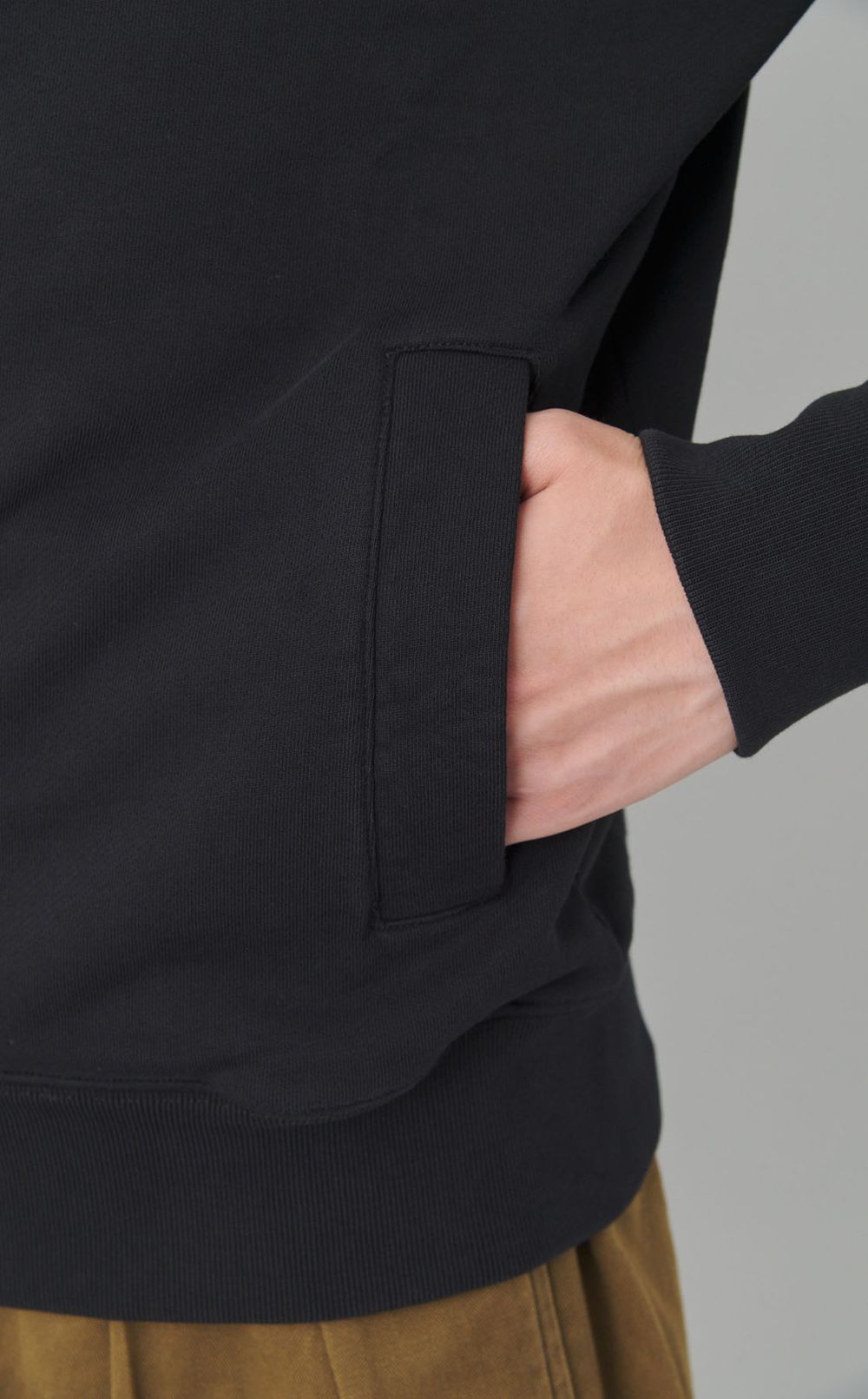 ジップアップスウェットシャツ