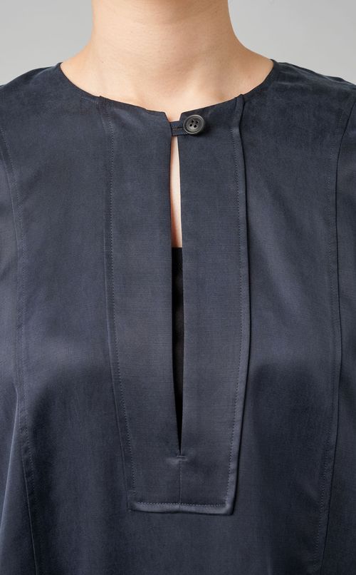 ドルマンブラウス