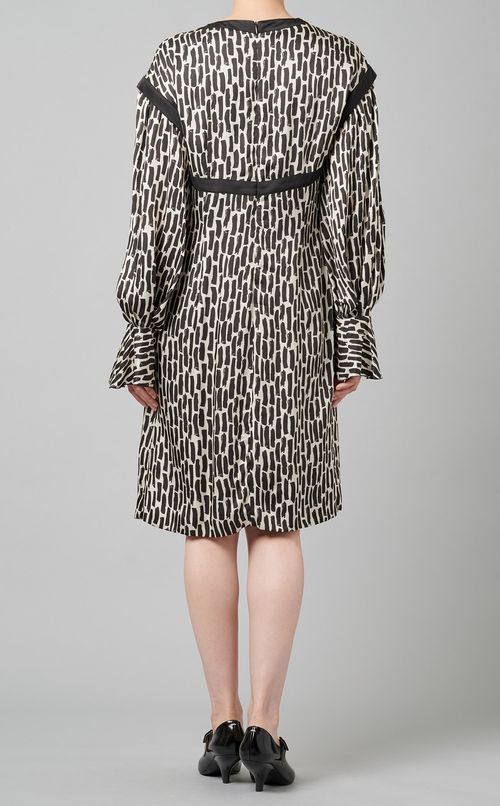 プリントロングスリーブミニワンピース