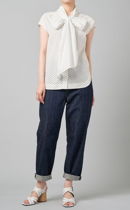 ビッグボウタイノースリーブブラウス