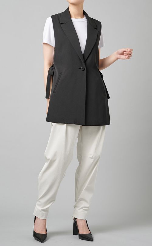 サイドベルトスリットジレ