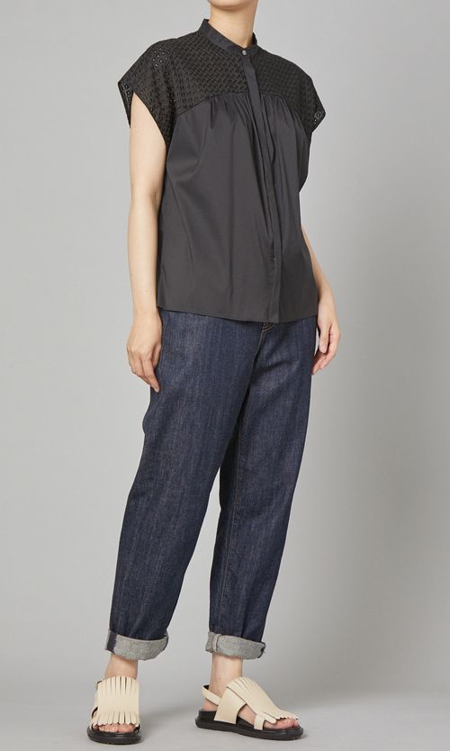 スクエアサークルラウンドブラウス