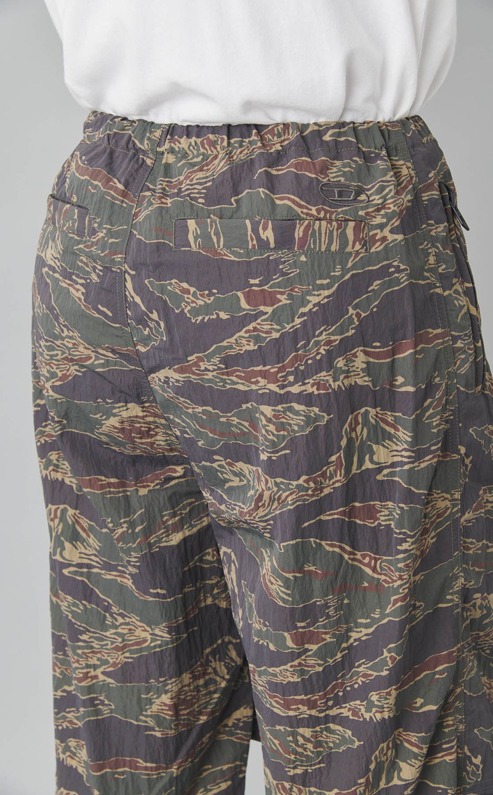 カモフラージュニータックパンツ