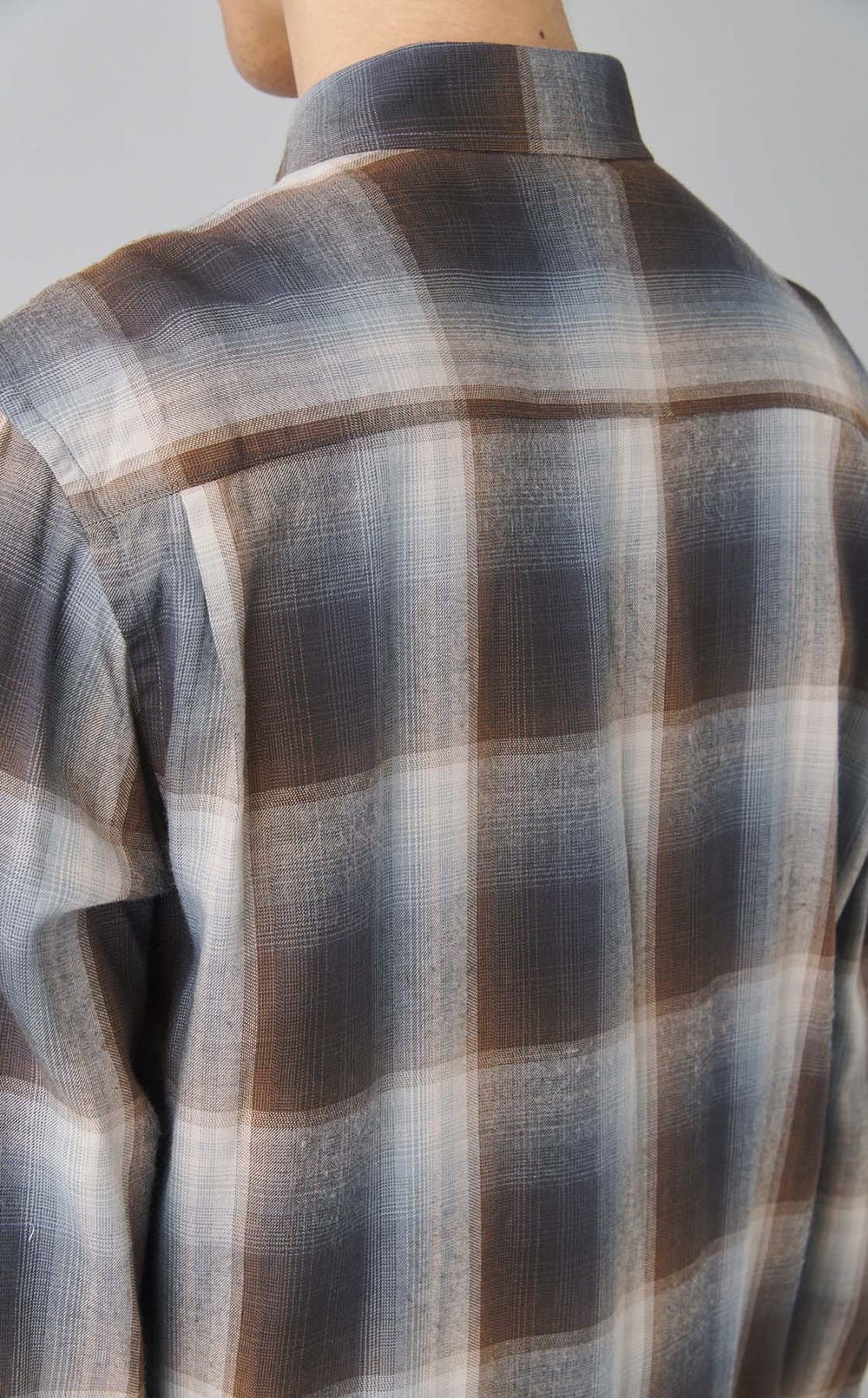 チェックエンブロイダリーシャツ