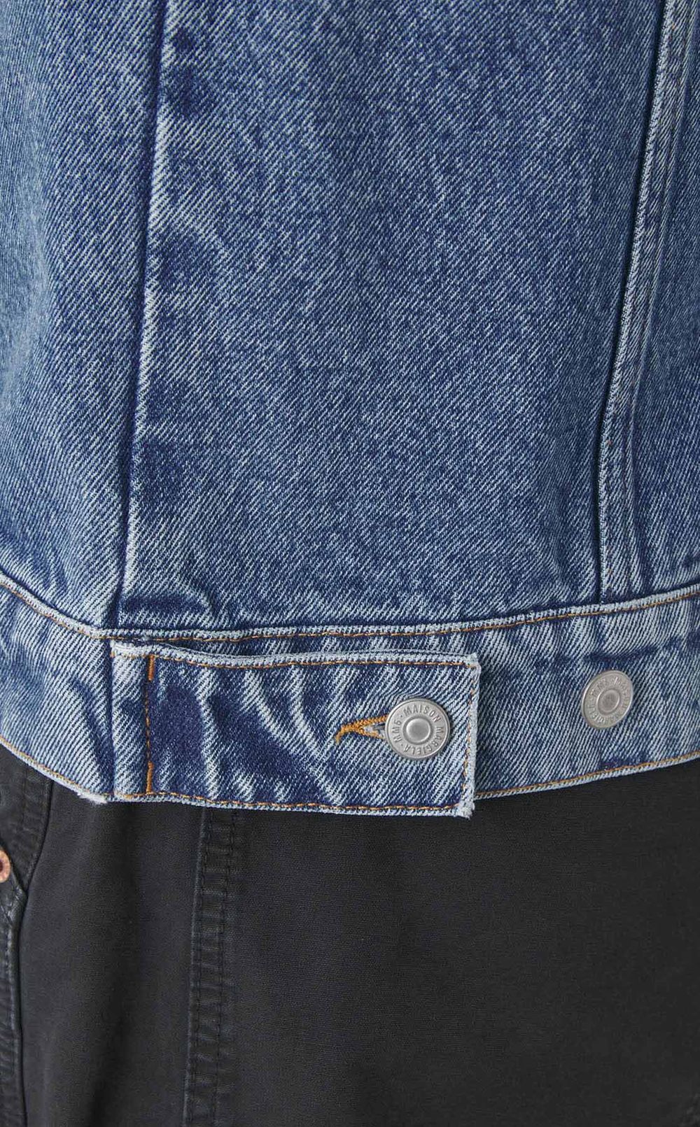 ジップアップデニムブルゾン