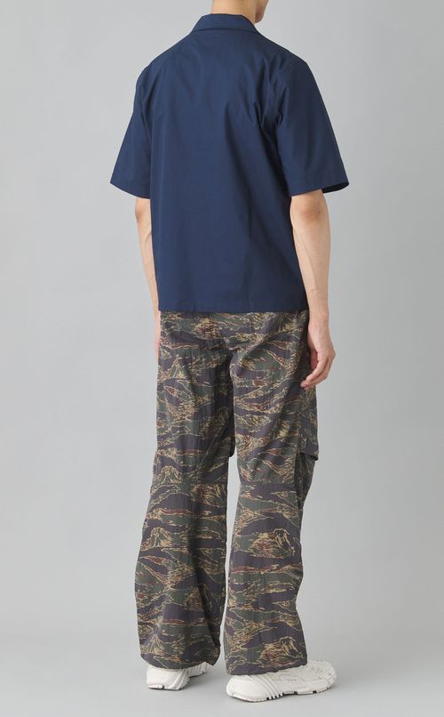 グラフィックショートスリーブシャツ