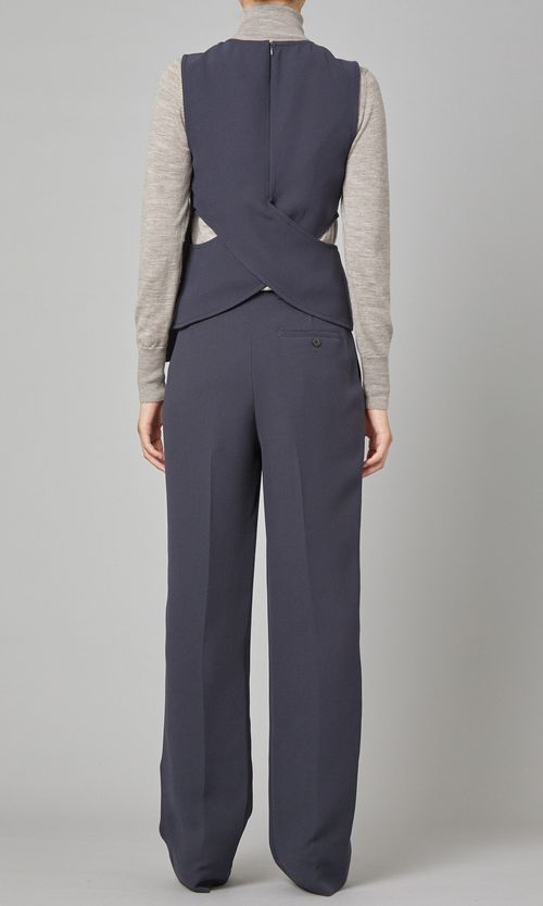 ツイストノースリーブトップス