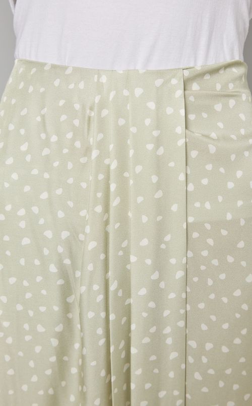 変形ドットセンタープリーツスカート
