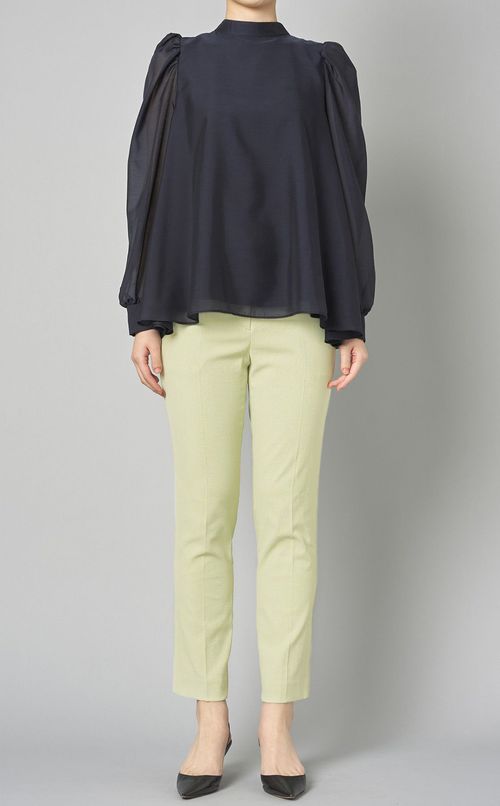 センタープレステーパードパンツ