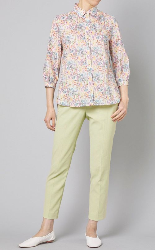 センタープレステーパードパンツ