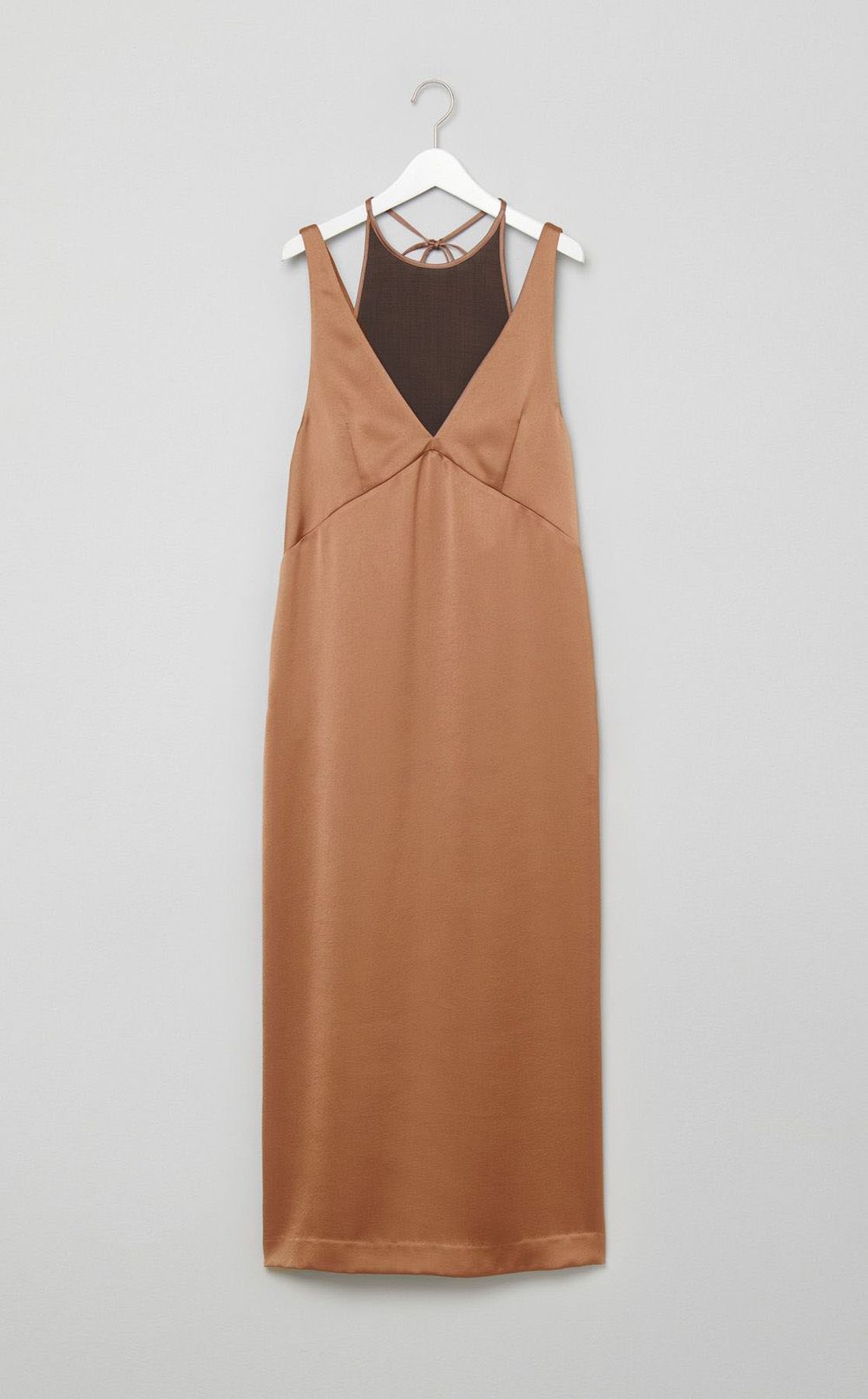 サテンノースリーブワンピース