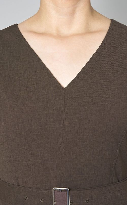 ベルト付きVネックワンピース