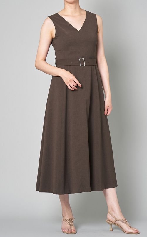 ベルト付きVネックワンピース