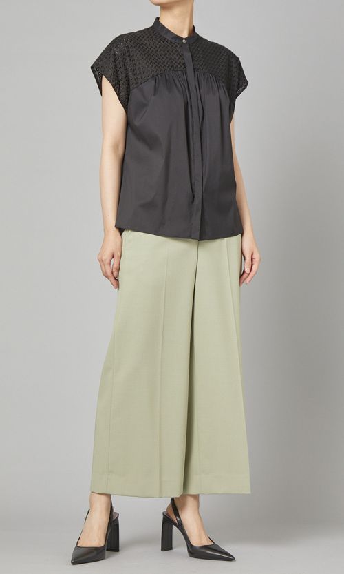 センタープレスクロップドパンツ