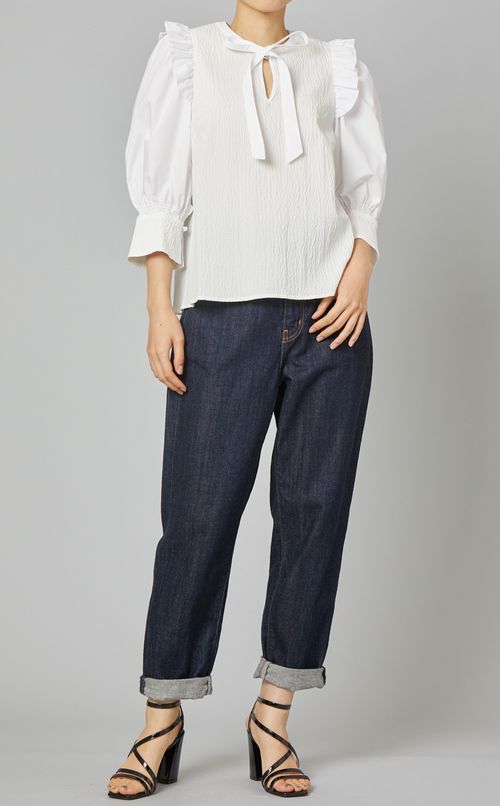 肩フリルブラウス