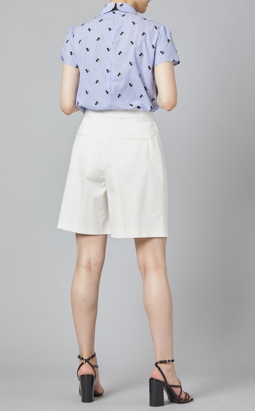 チェリー柄ボウタイブラウス