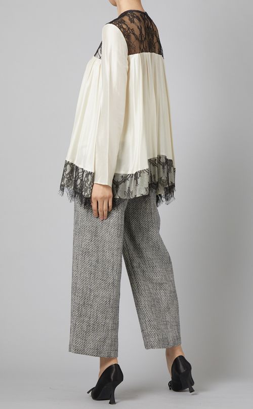 ラッセルレースブラウス