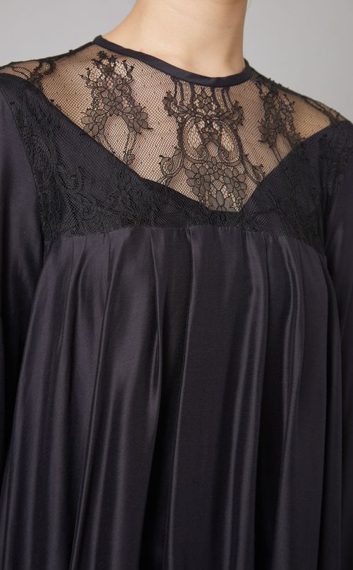 ラッセルレースブラウス