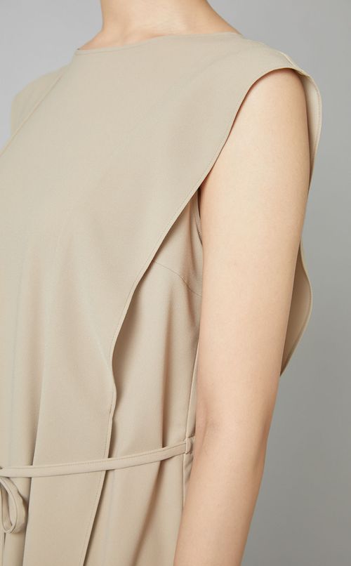 ソフトクレープラッフルワンピース