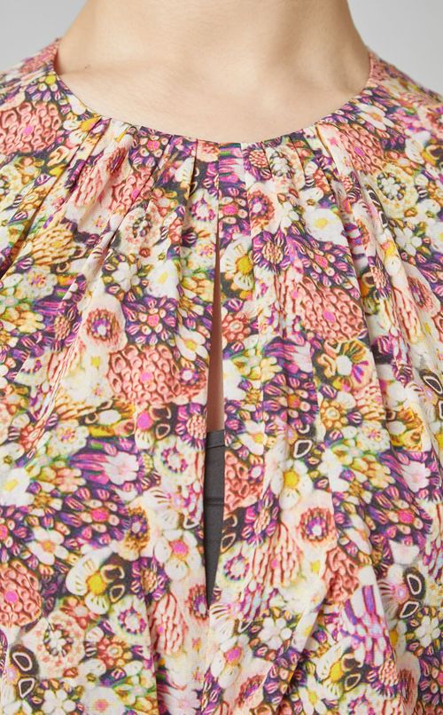 フラワープリントフレアワンピース