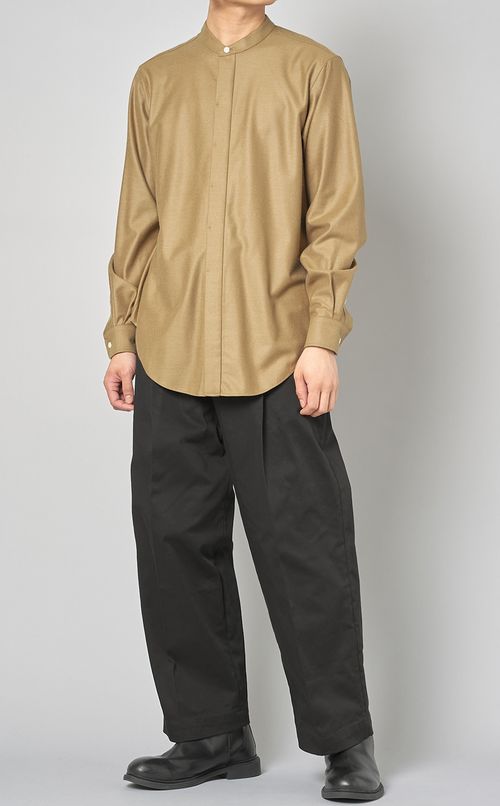 バックシンチ付きワンタックワークパンツ