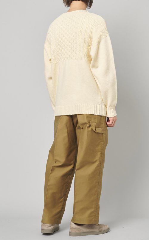 ウールケーブルクルーネックニット