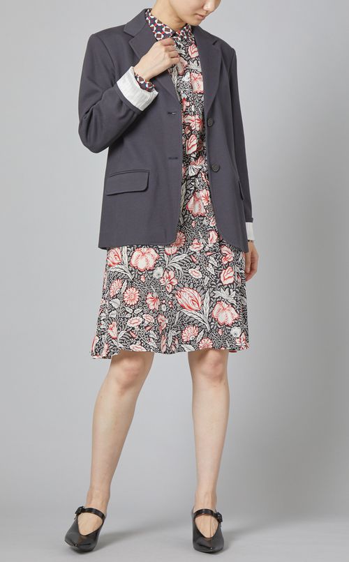 テーラードジャージジャケット