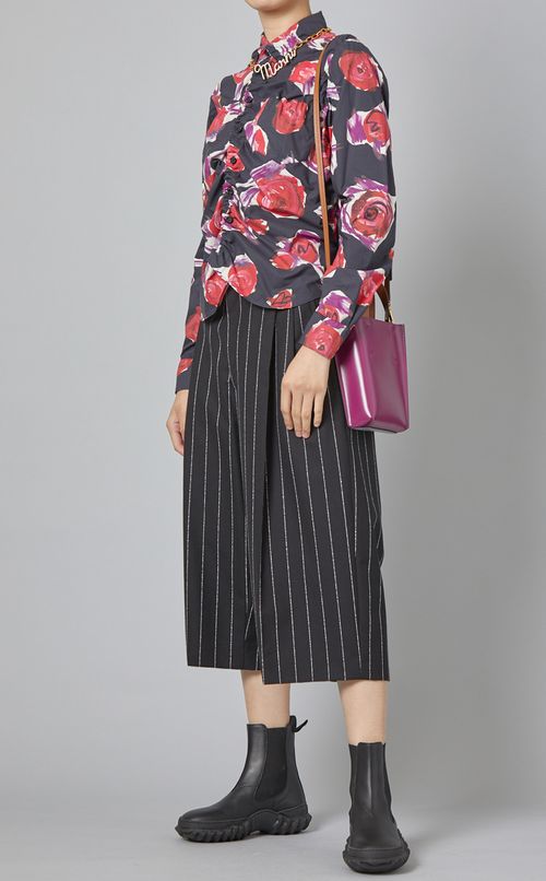 ロゴチャームネックレス