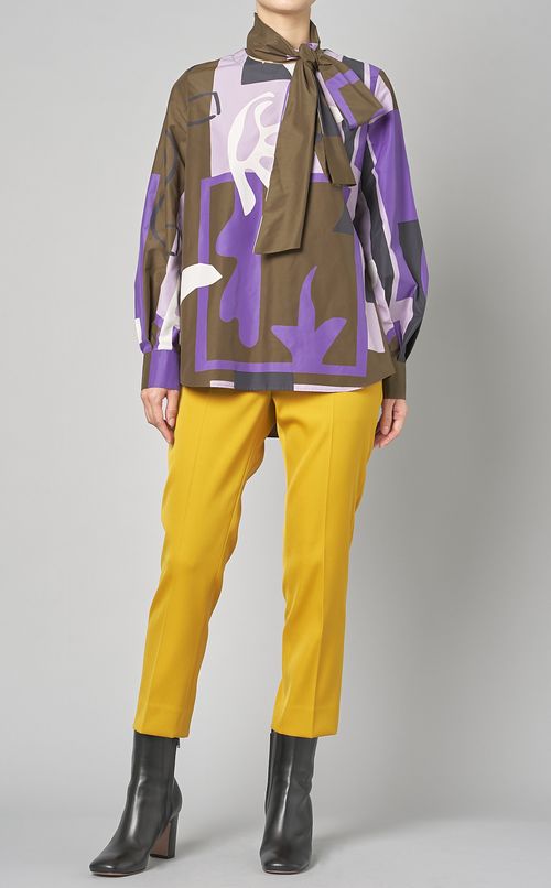 テーパードスリムイージーパンツ