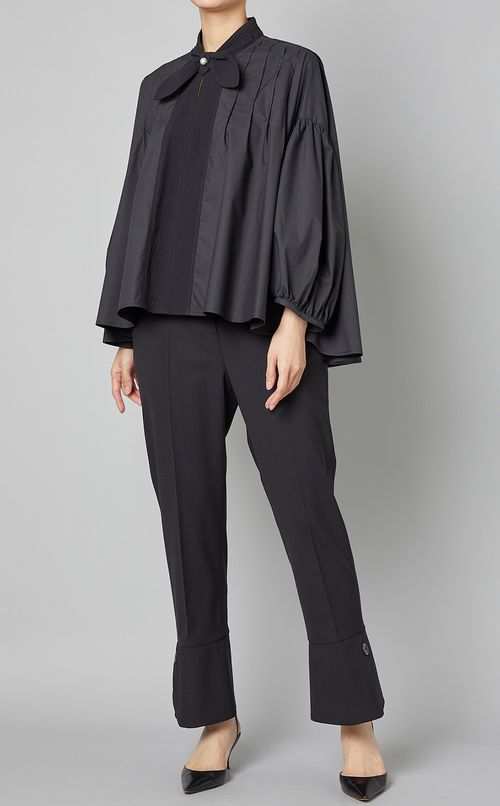 ボタンフレアヘムクロップドパンツ