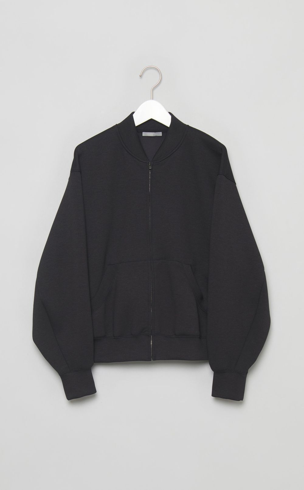 ボリュームスリーブジップアップブルゾン