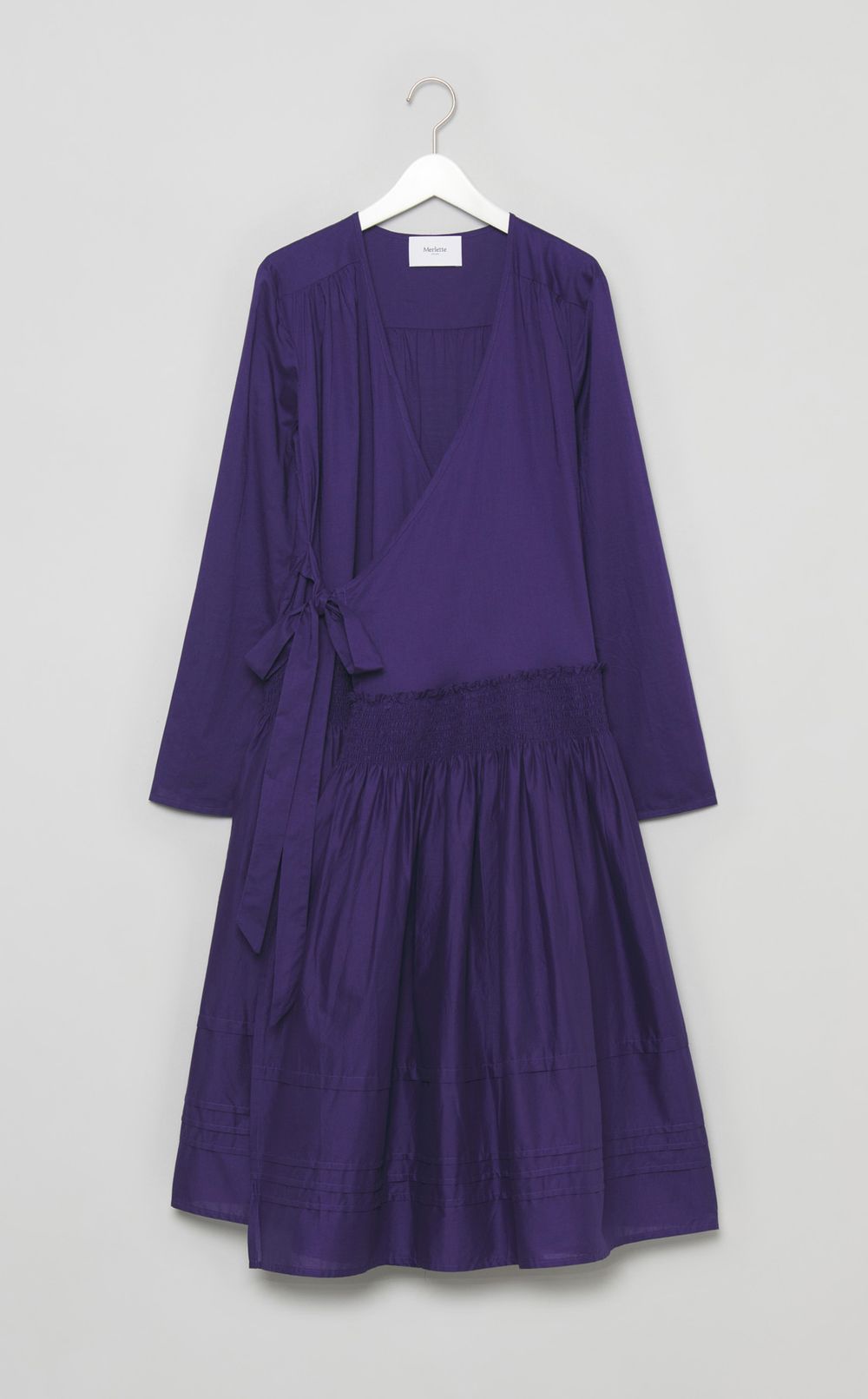 スモッキングラップワンピース