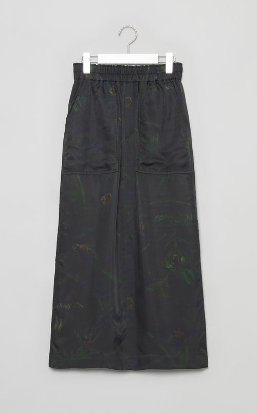 ボタニカルプリントロングスカート