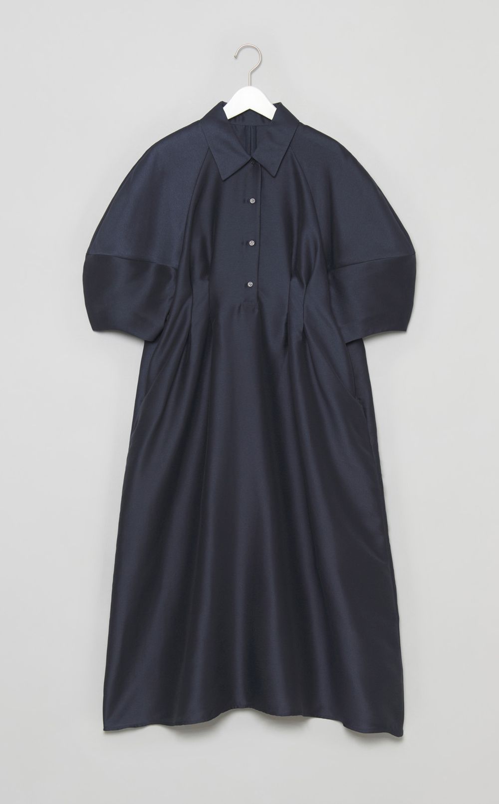 フォームスリーブワンピース