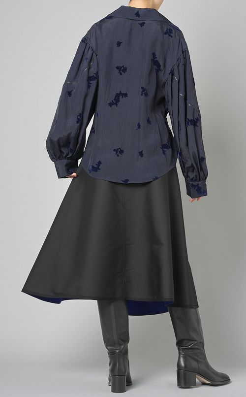 フロッキーフロントツイストブラウス