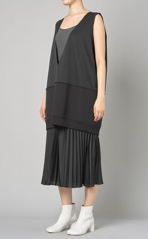 ジャージリブサテンプリーツワンピース