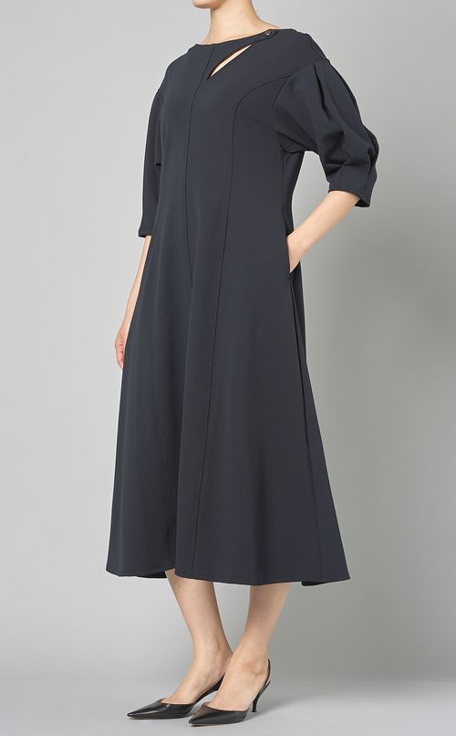 デザインネックカットソーワンピース