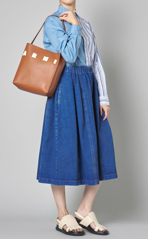 MUSEOロゴエンボスホーボーバッグ