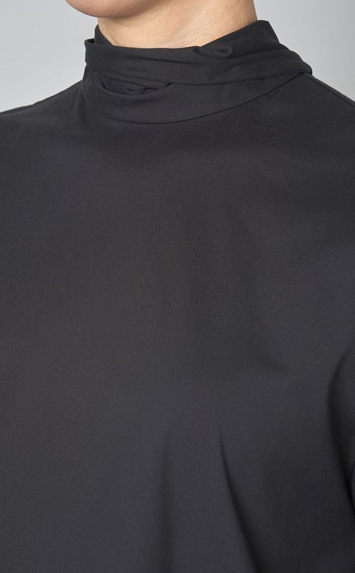 ハーフスリーブコサージュタイブラウス