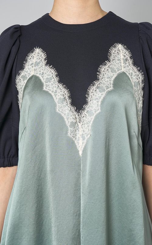 レーストリムギャザースリーブワンピース