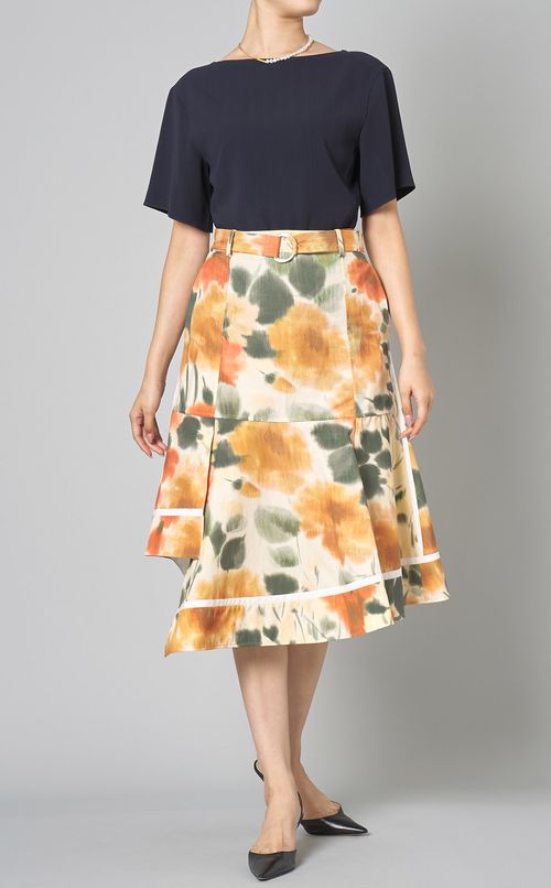 スネークチェーンハーフパールネックレス