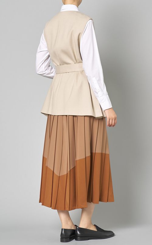 ノーカラーサイドスリットジレ