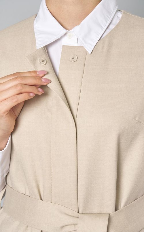 ノーカラーサイドスリットジレ