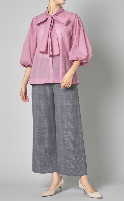 ビッグリボンブラウス