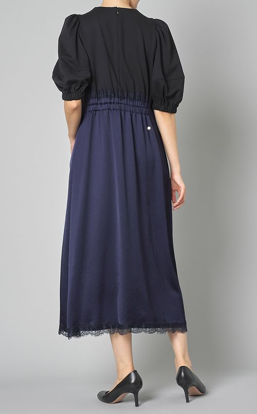 レーストリムギャザースリーブワンピース