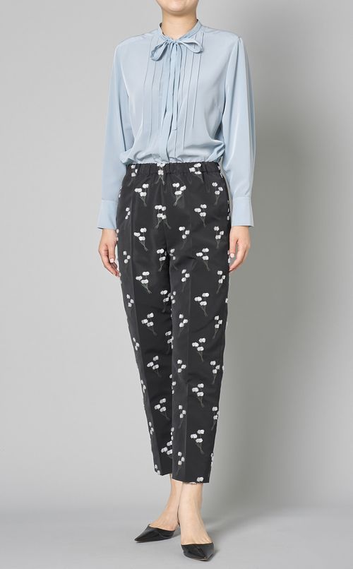 フラワージャガードテーパードパンツ