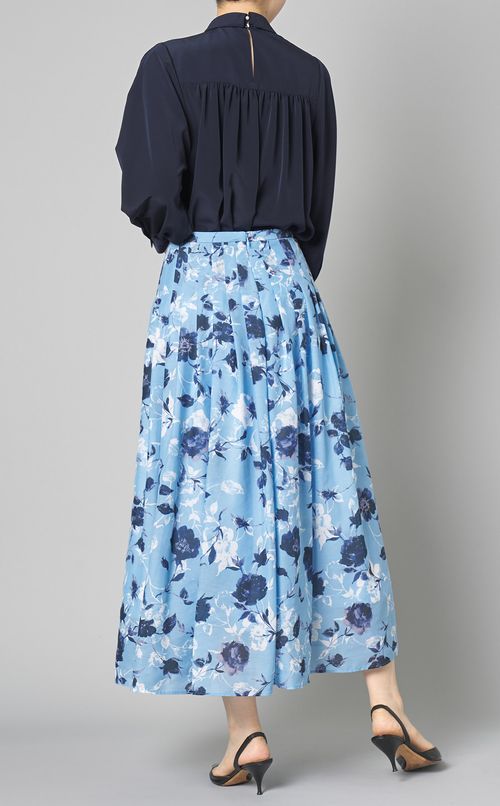 フラワープリントタックスカート