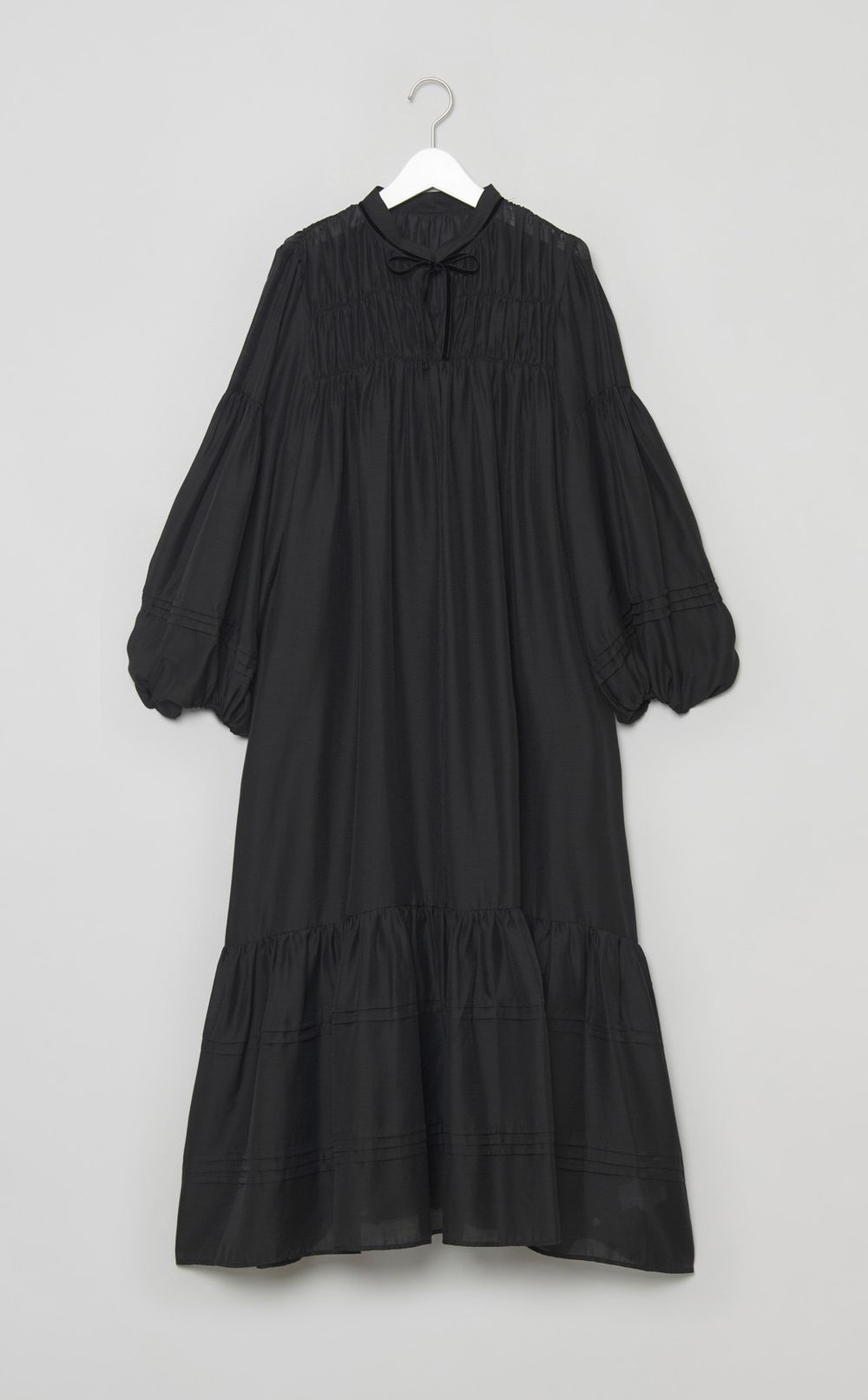 シフォンギャザーワンピース