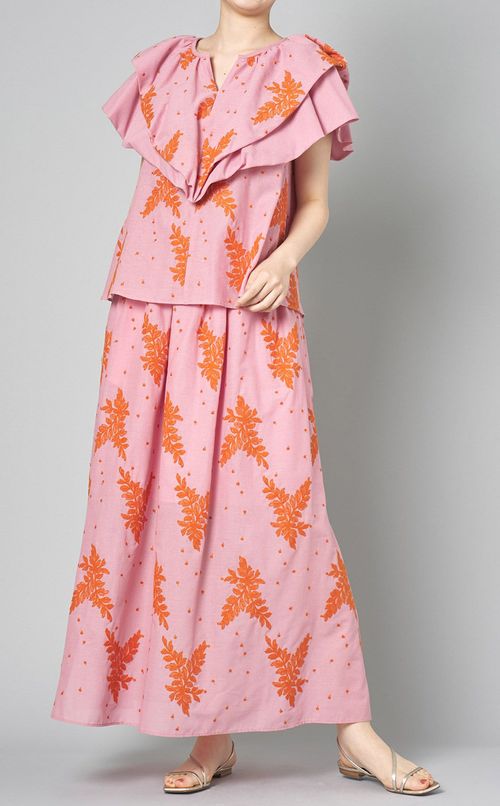 リネリーフエンブロイダリースカート