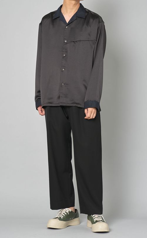 ナイロンタフタサテンシャツ